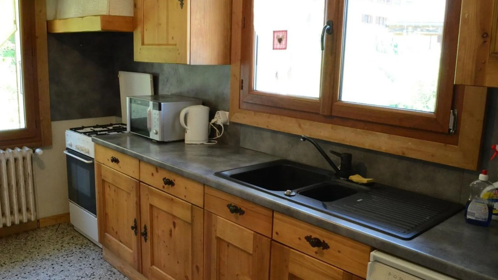 Appartement 4 Pieces, 8 Pers, Centre Chatel, Balcon Expose Sud/Est, Garage, A 500M Des Remontees - Fr-1-676-97 0*, Chatel